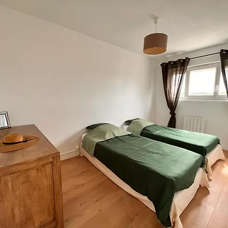 Duplex Familial Proche Gare Et Hyper Centre Ville Villepreux Esterno foto